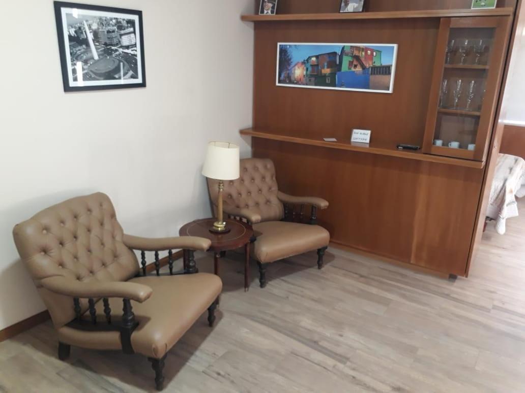 4 Ventanales Sobre La Avenida Corrientes Apartment บัวโนสไอเรส ภายนอก รูปภาพ
