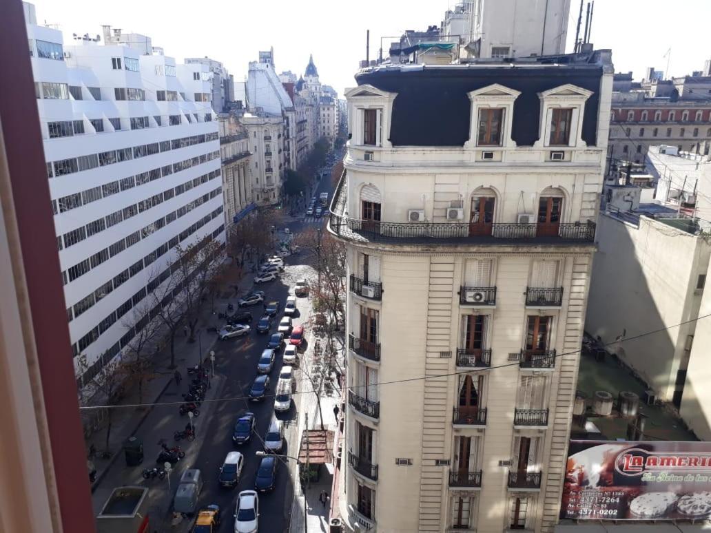 4 Ventanales Sobre La Avenida Corrientes Apartment บัวโนสไอเรส ภายนอก รูปภาพ