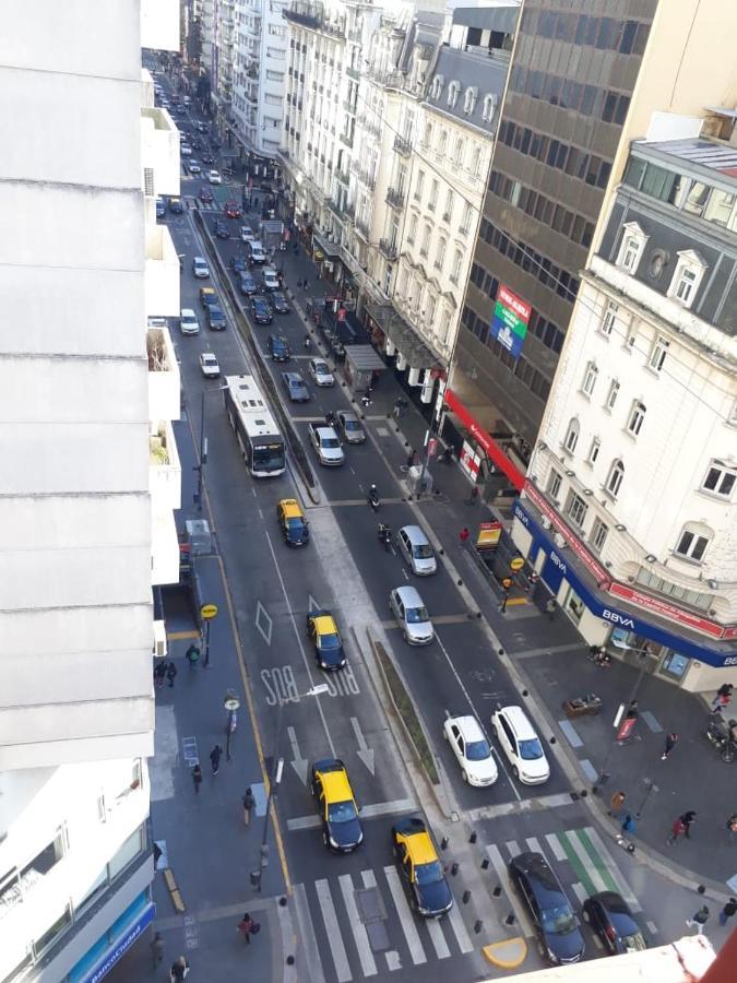 4 Ventanales Sobre La Avenida Corrientes Apartment บัวโนสไอเรส ภายนอก รูปภาพ