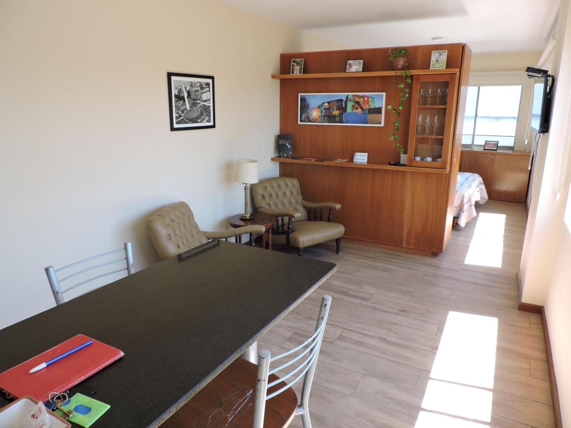 4 Ventanales Sobre La Avenida Corrientes Apartment บัวโนสไอเรส ภายนอก รูปภาพ
