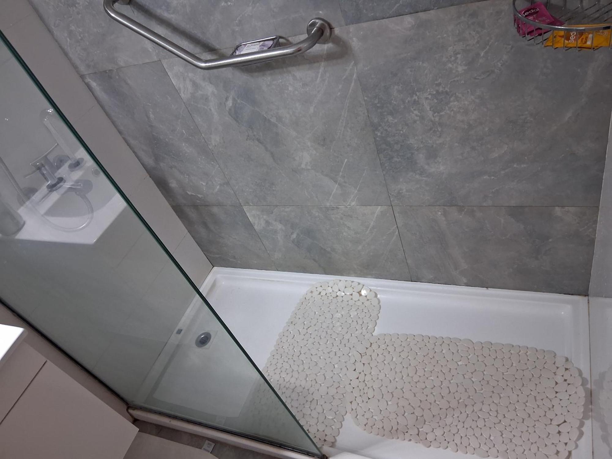 4 Ventanales Sobre La Avenida Corrientes Apartment บัวโนสไอเรส ภายนอก รูปภาพ