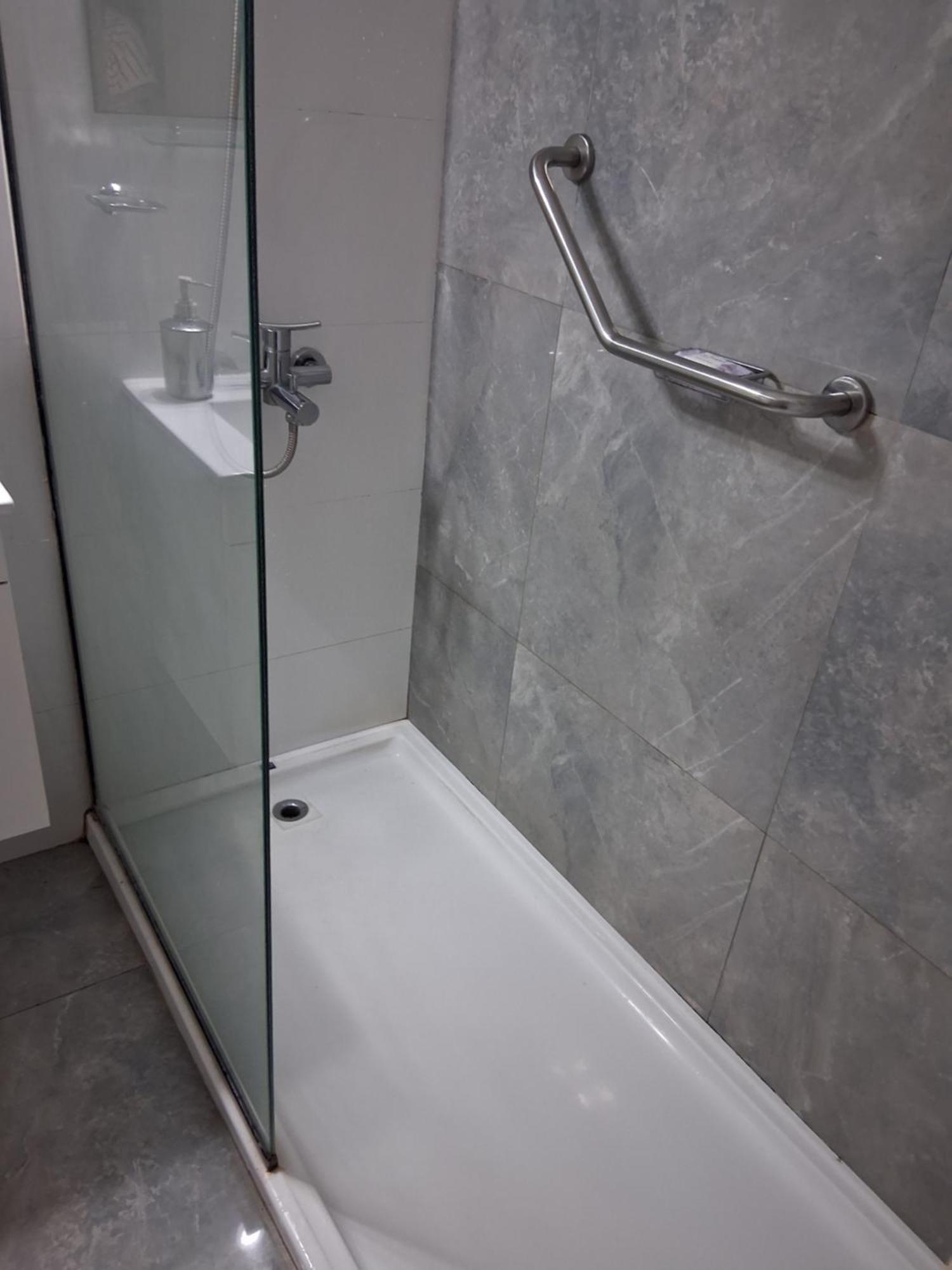 4 Ventanales Sobre La Avenida Corrientes Apartment บัวโนสไอเรส ภายนอก รูปภาพ